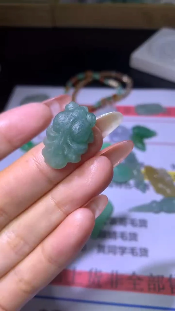 定制翡翠未镶嵌MXX008593