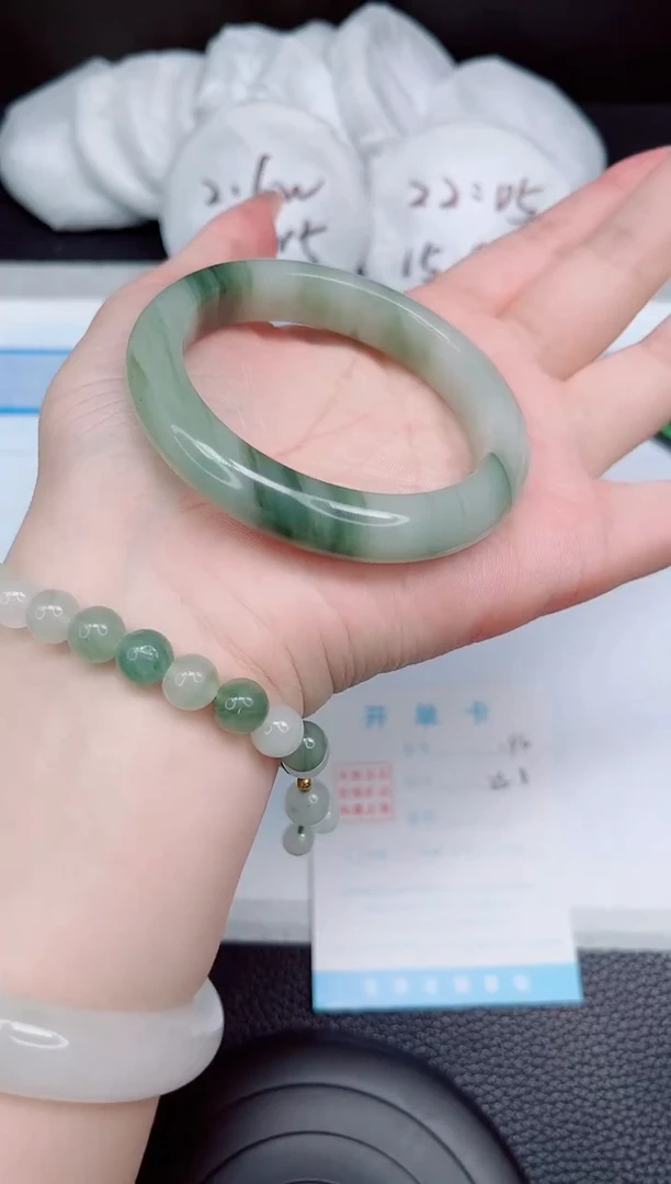 石英质玉手镯未镶嵌194-55