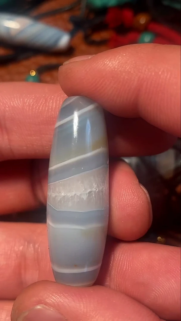 未镶嵌颈饰玛瑙/玉髓缠丝吊坠（多样性发货，发其一）