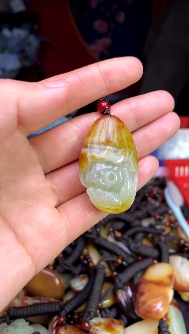 【闪购商品】和田玉未镶嵌颈饰3