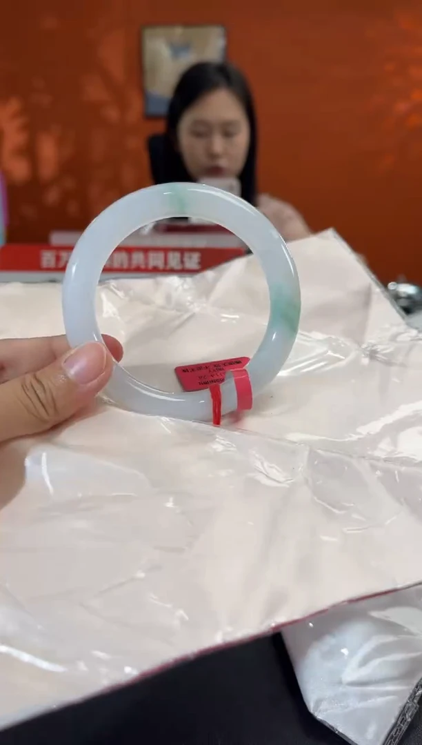 未镶嵌手镯翡翠58.4