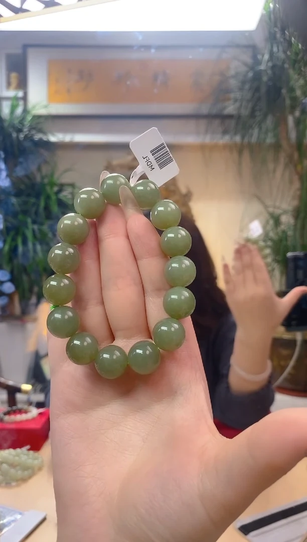 未镶嵌手串和田玉卡14