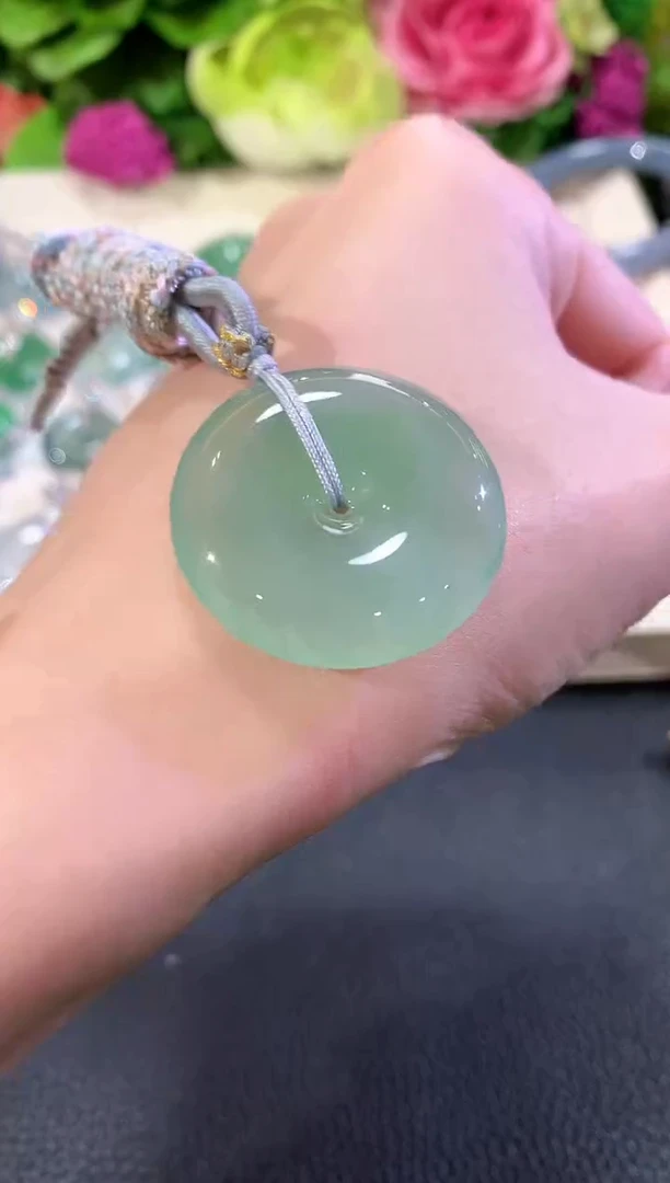 翡翠未镶嵌吊坠(不含链)a35
