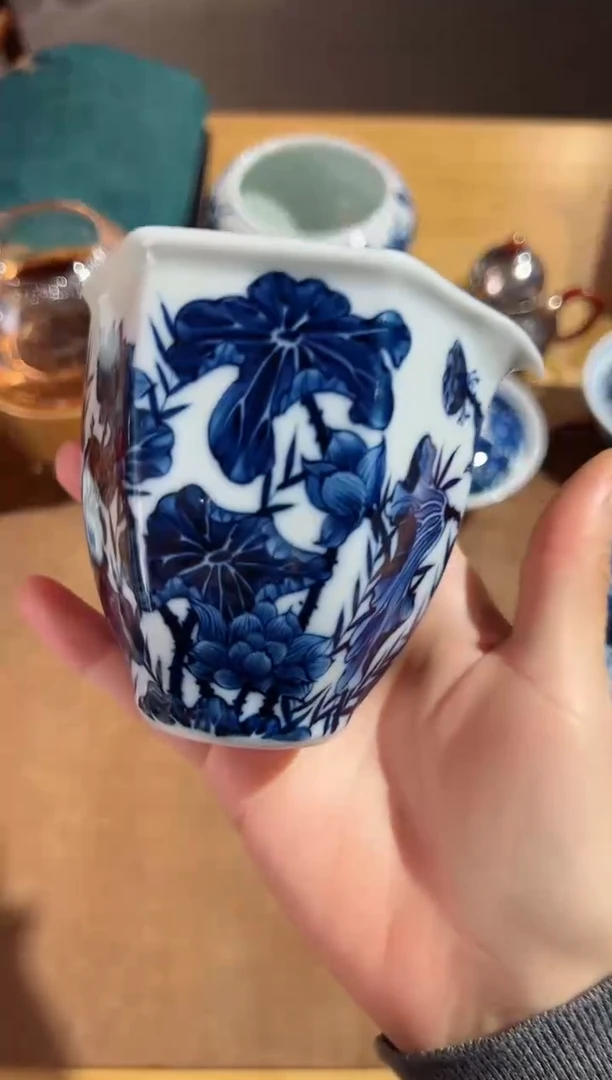 什***羽雨后 湛蓝系列 舒卷任天真 满荷公道杯