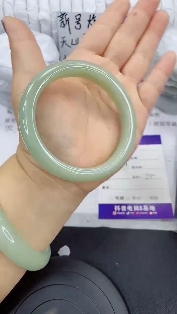 未镶嵌手镯石英质玉43-60/61