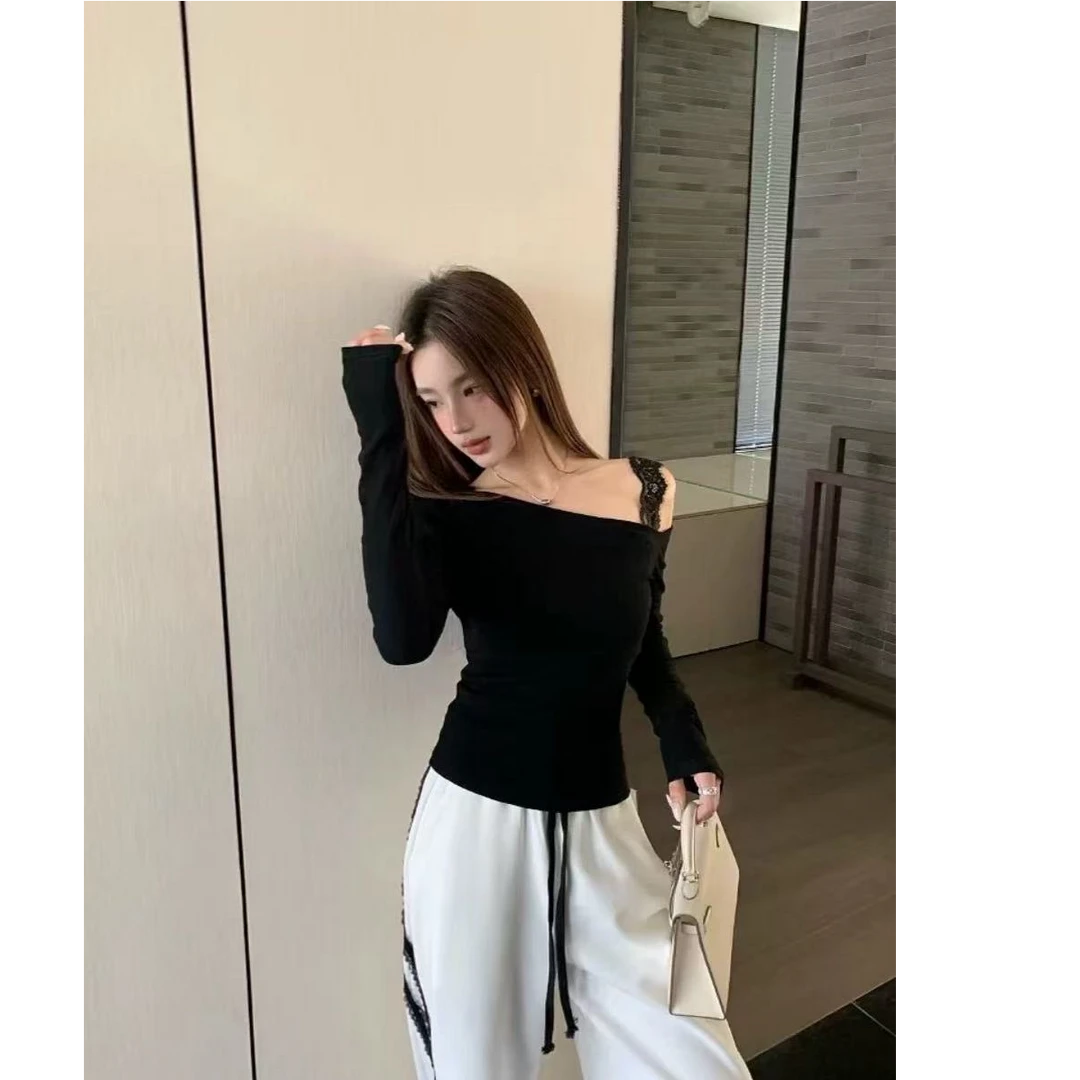 【小熊同款】2025春游踏青必备 镂空领露肩T恤百搭纯色长袖打底上衣