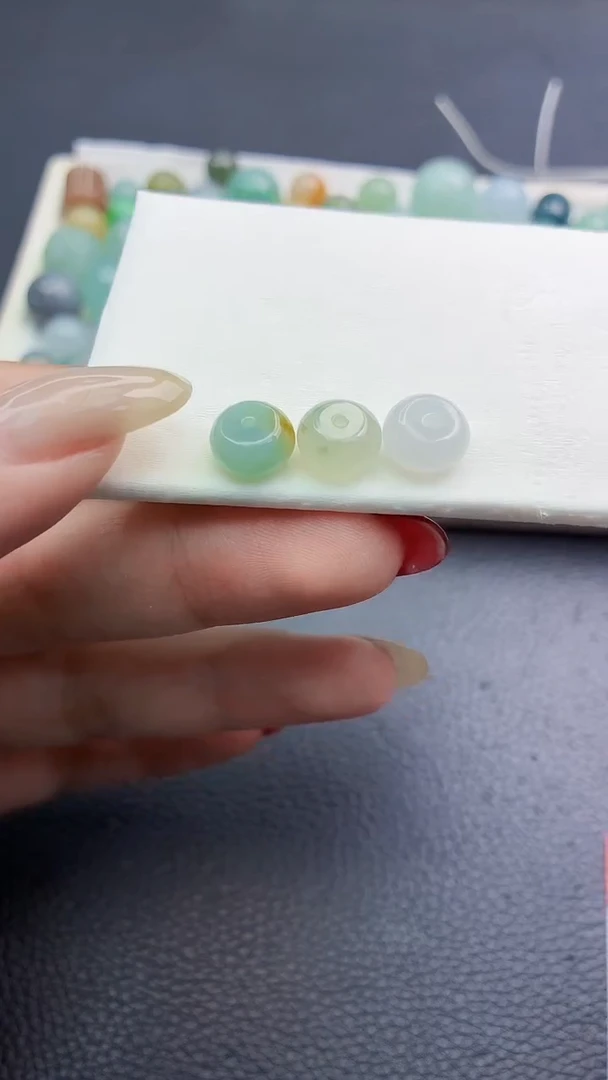 未镶嵌定制翡翠小****店0743