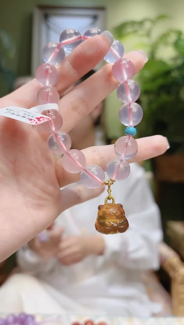 【闪购商品】水晶手串未镶嵌琥珀卡皮巴拉粉水晶手串