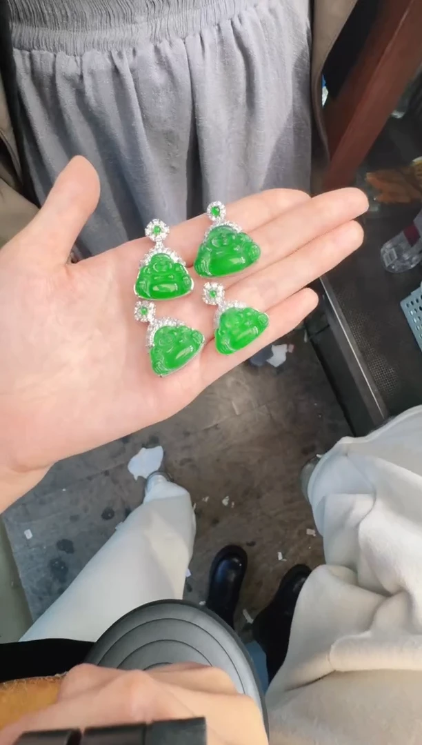 未镶嵌定制翡翠A货有轻微色差属于正常现象，佛公多样性发货1