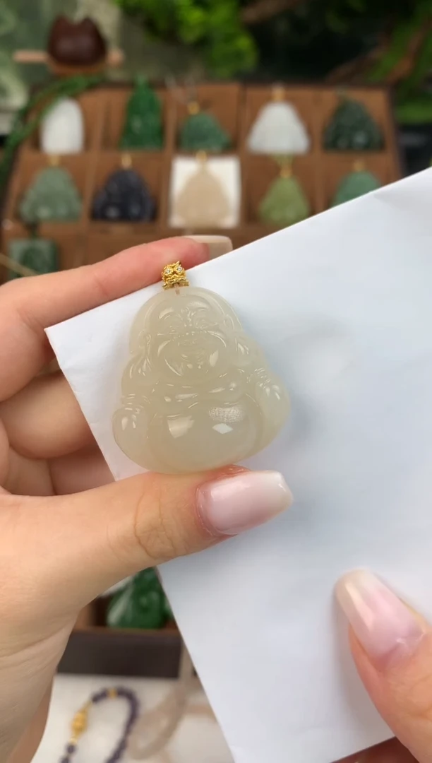 颈饰未镶嵌和田玉吊坠35mm