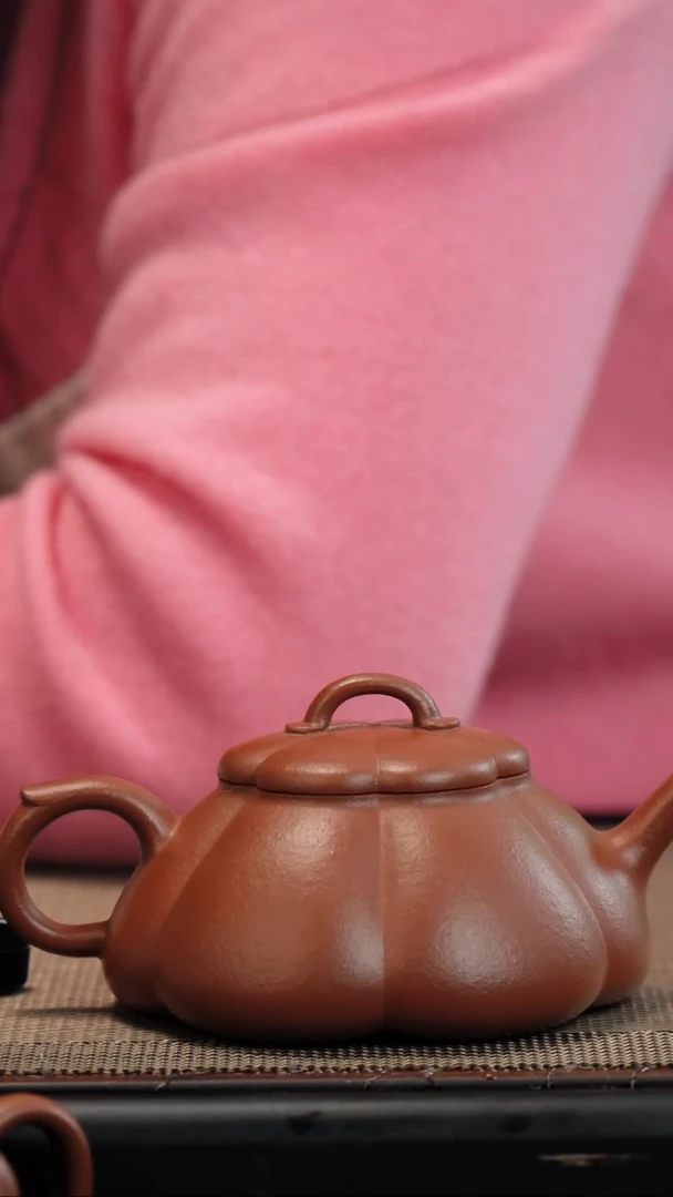 【闪购商品】紫砂茶壶生砂朱泥筋纹石瓢