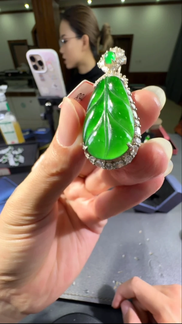 未镶嵌定制翡翠0081270873多样性发货
