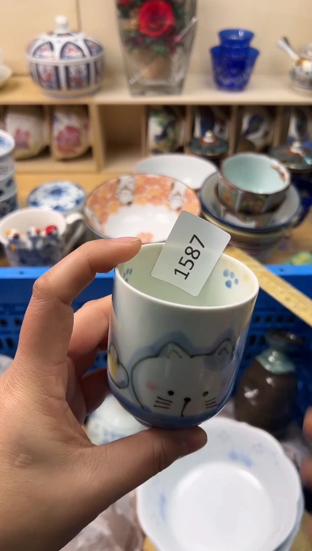 瓷片啾*?