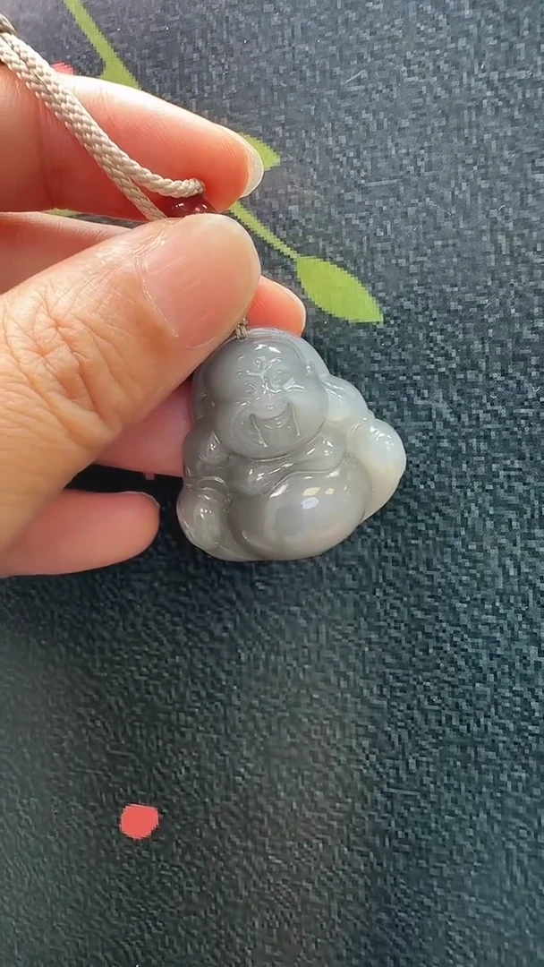 和田玉未镶嵌颈饰吊坠