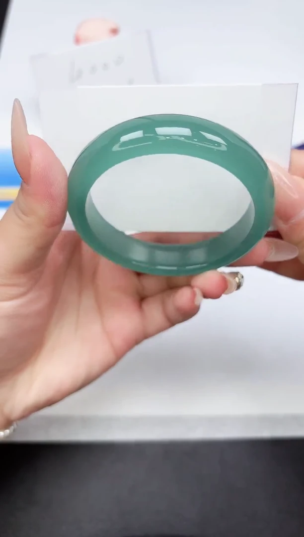 石英质玉手镯未镶嵌64-54.5