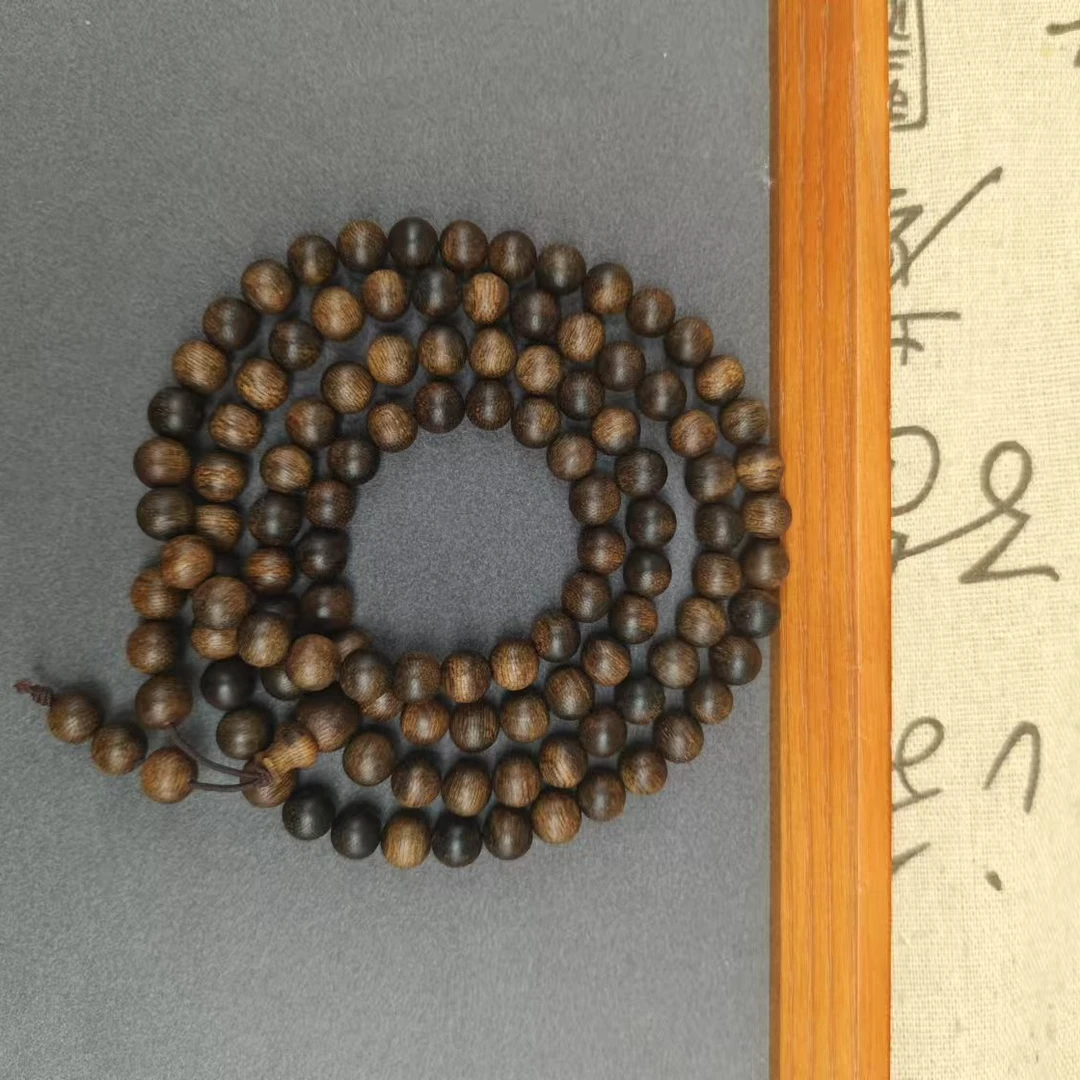 JXJH233富森红土沉香手串（多样性发货）