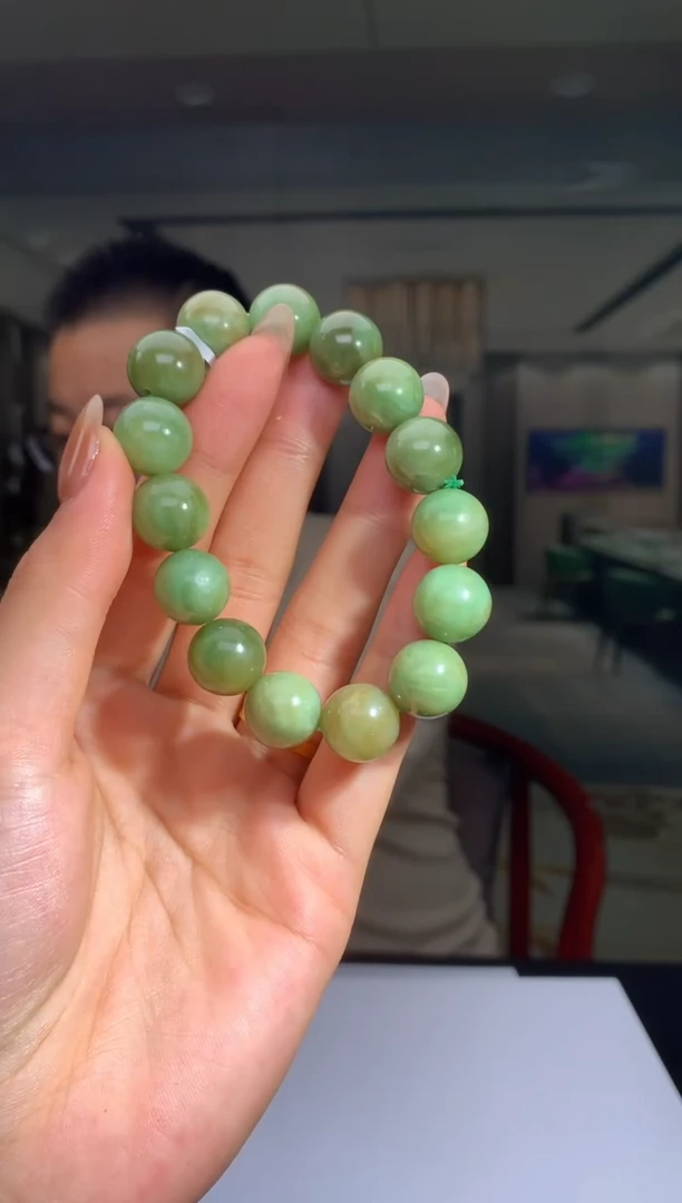 【闪购商品】定制和田玉Boss阳天然和田玉（拍一发一）