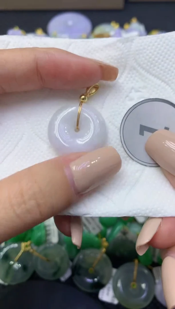 颈饰未镶嵌翡翠天然缅甸翡翠A货