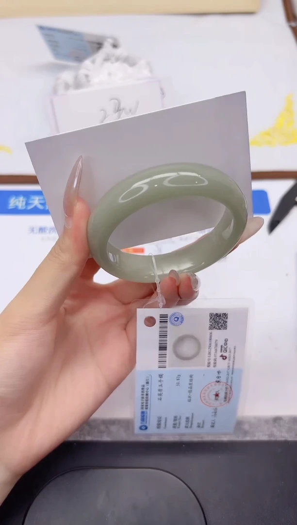 未镶嵌手镯石英质玉L207-54.5