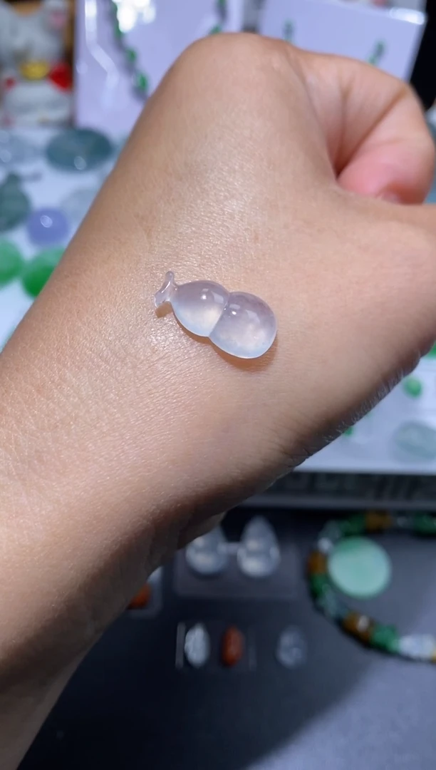 未镶嵌定制翡翠葫芦