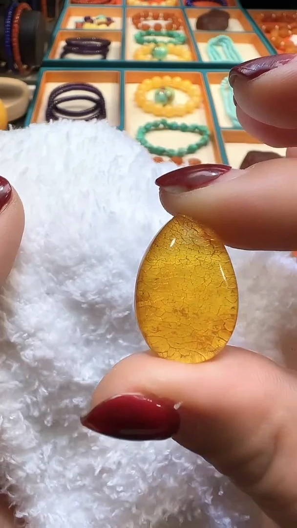 蜜蜡颈饰未镶嵌蜜蜡精工水滴吊坠    1号