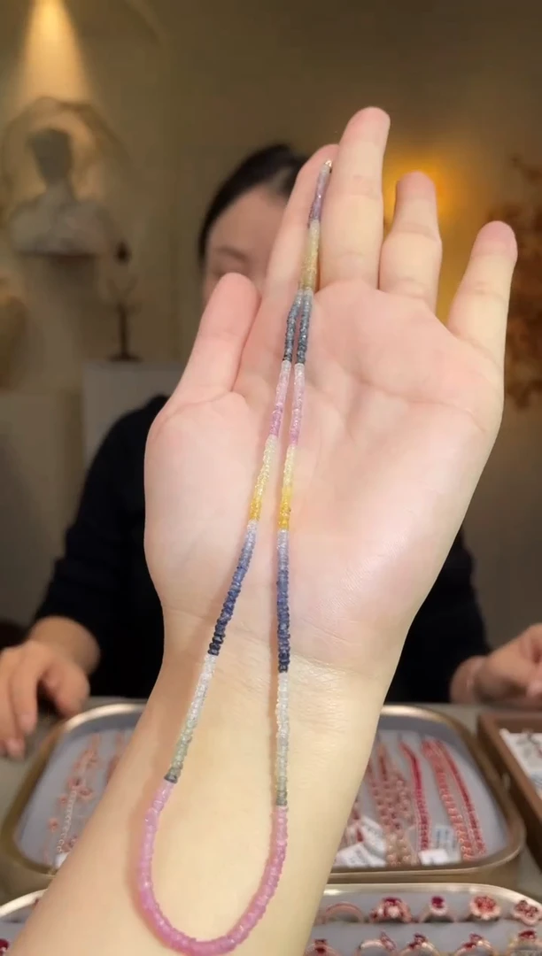 颈饰彩色蓝宝石银S925镶嵌颈饰
