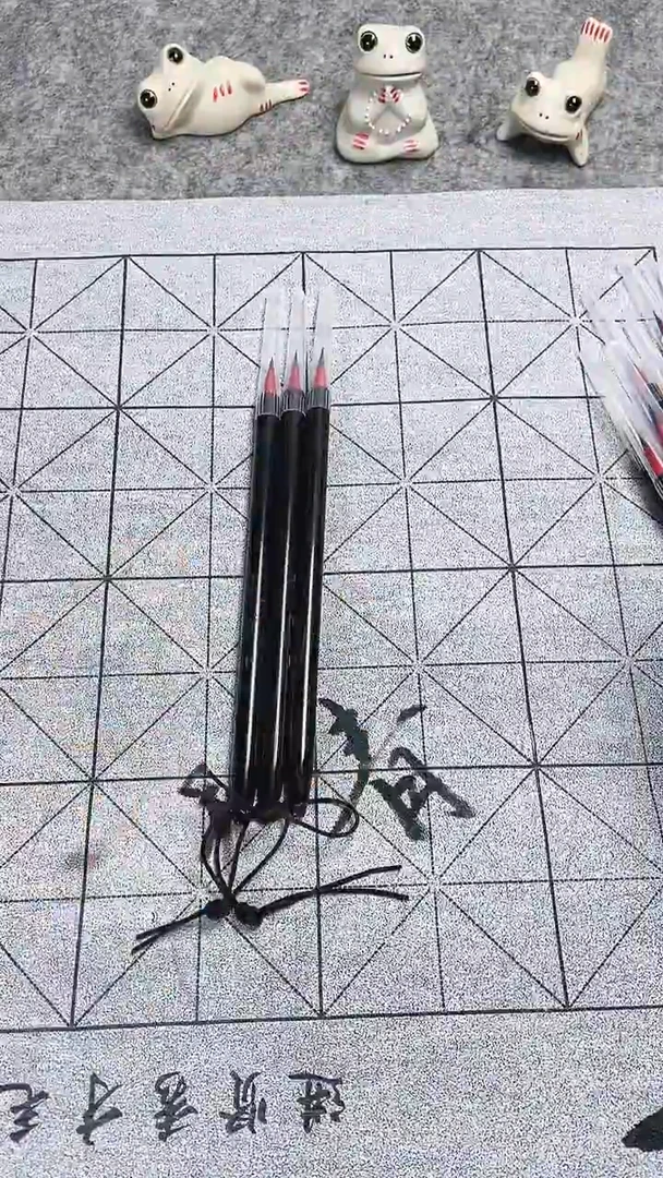 小红毛小楷毛笔三支