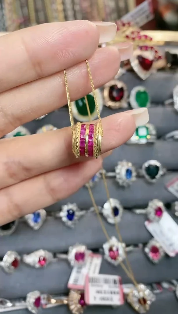 项链18K金镶嵌红宝石·