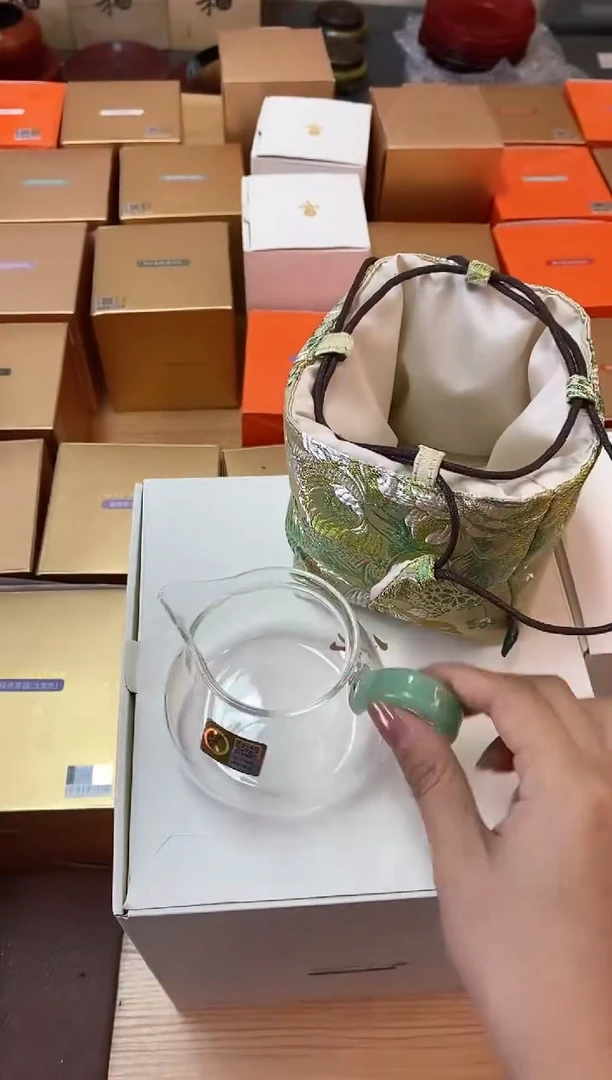 晶悦浅玉色+茶事包牡丹