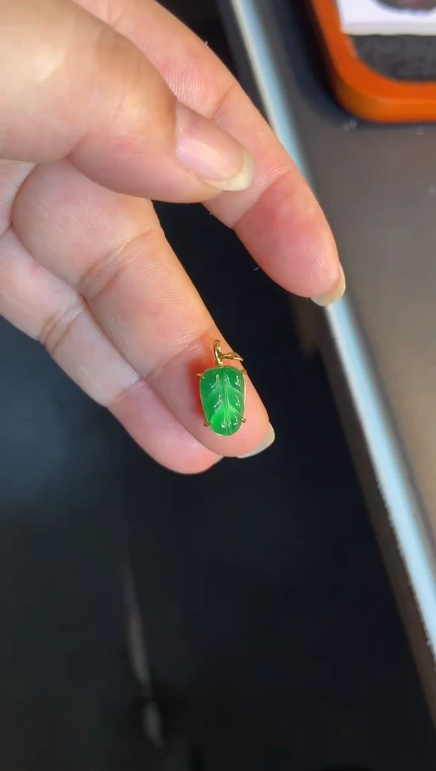 吊坠(不含链)银S925镶嵌翡翠1