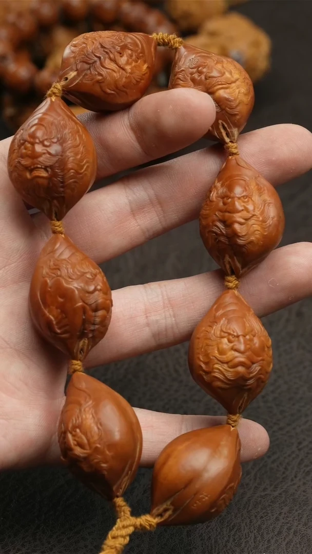 橄榄核吊坠浮雕钟馗路人-