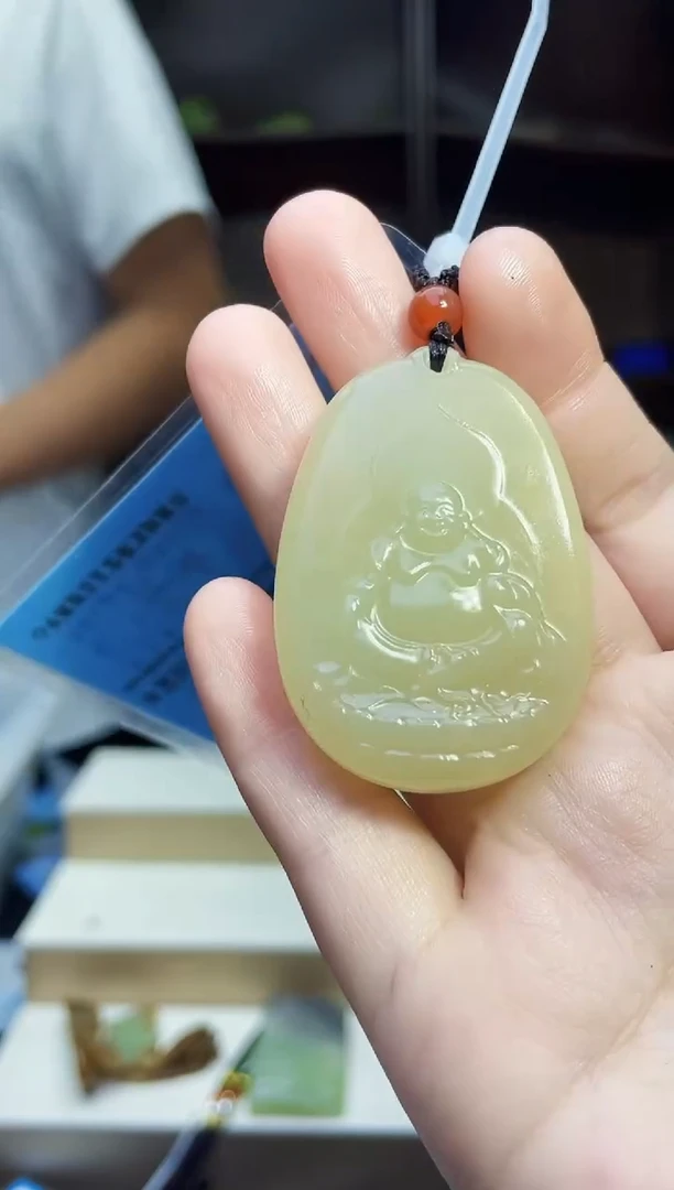 和田玉未镶嵌颈饰1