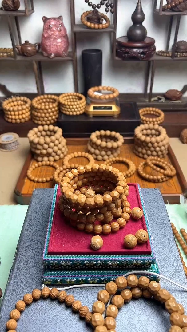 【闪购商品】猴头核桃吊坠微瑕小老型手串。，。，。，。，