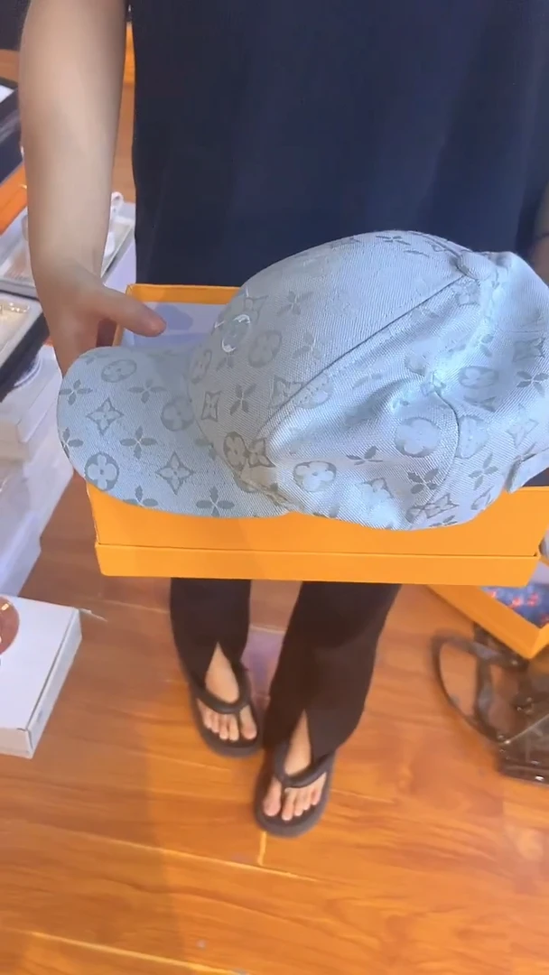 杯鸿辉家品牌瓷器，京东包邮！