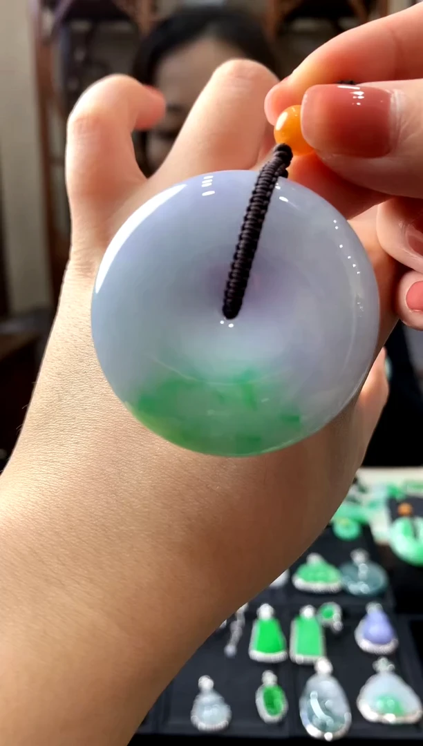 吊坠(不含链)未镶嵌翡翠姚****贝平安扣