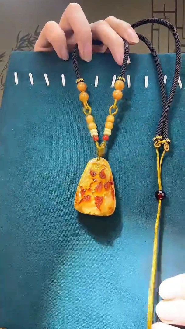 【闪购商品】琥珀裸石未镶嵌A0505天然蜜蜡