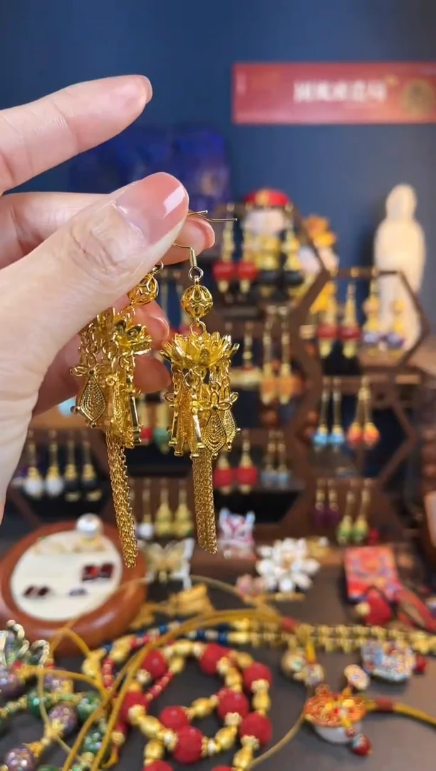 【闪购商品】206号大小莲花珐琅耳钩