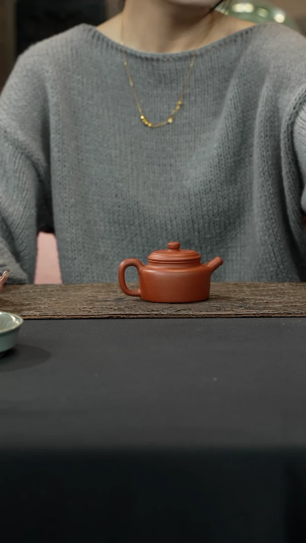 【闪购商品】紫砂茶壶红降坡德钟150cc