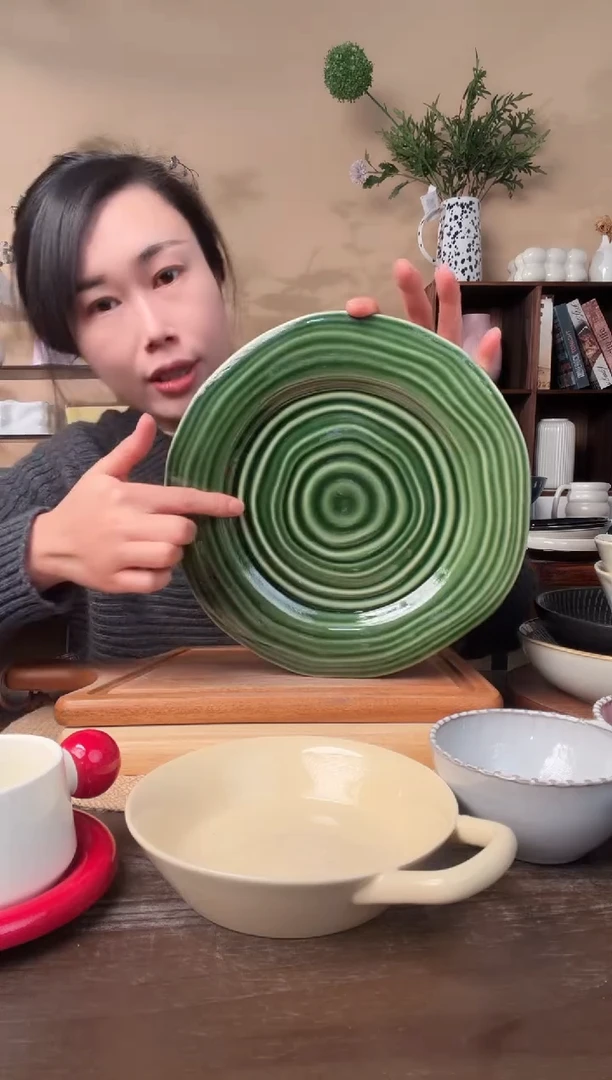 10.5英寸异形窑变绿螺纹大盘微瑕