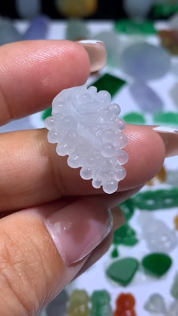 未镶嵌定制翡翠毛货