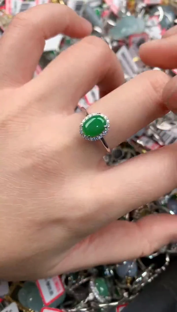 银S925镶嵌戒指翡翠666                10