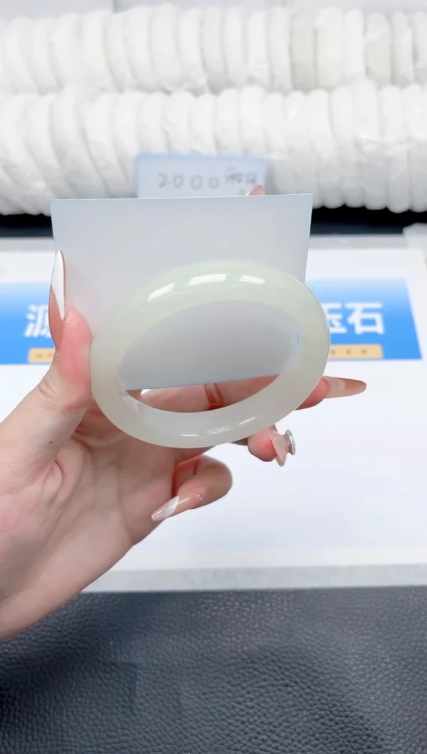 和田玉手镯未镶嵌121-青白62.2