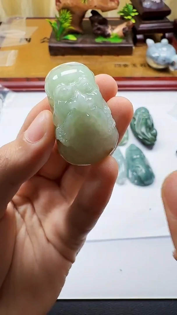 吊坠(不含链)未镶嵌翡翠1