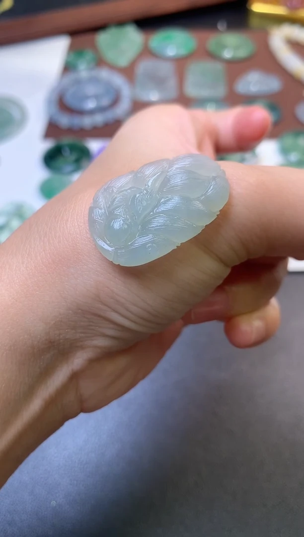 未镶嵌定制翡翠毛货29.3*19*5.1