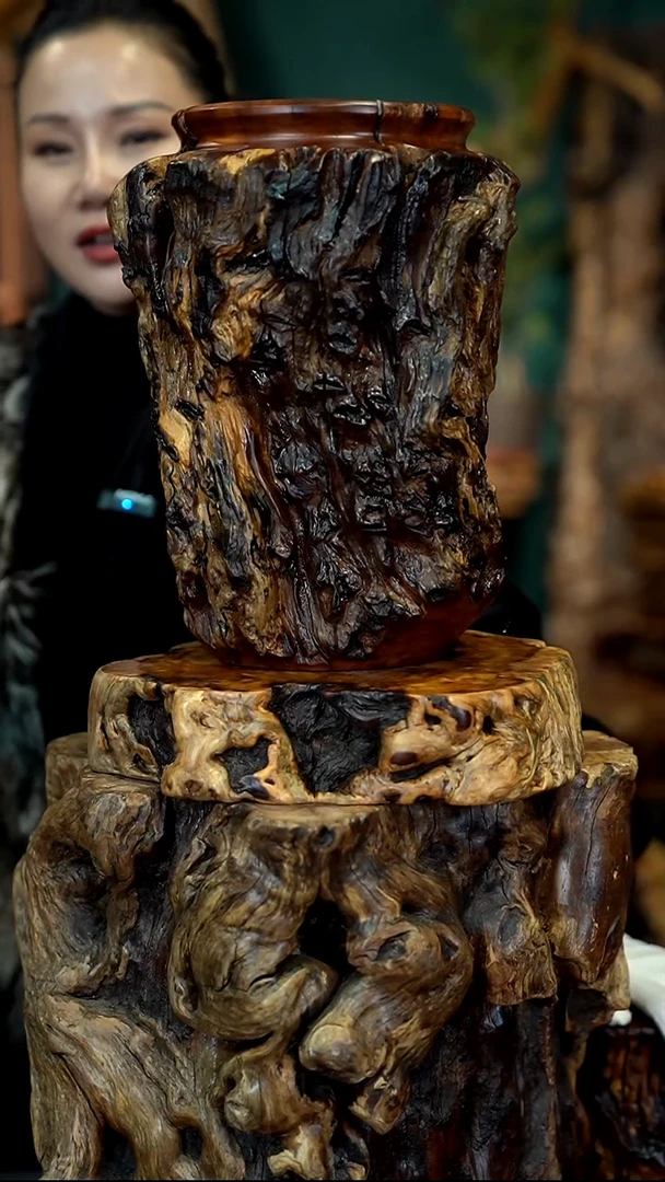 木潮****然雷击枣木龙纹观音瓶+底座