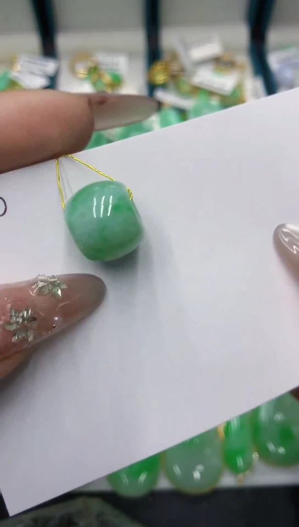 颈饰未镶嵌翡翠111111