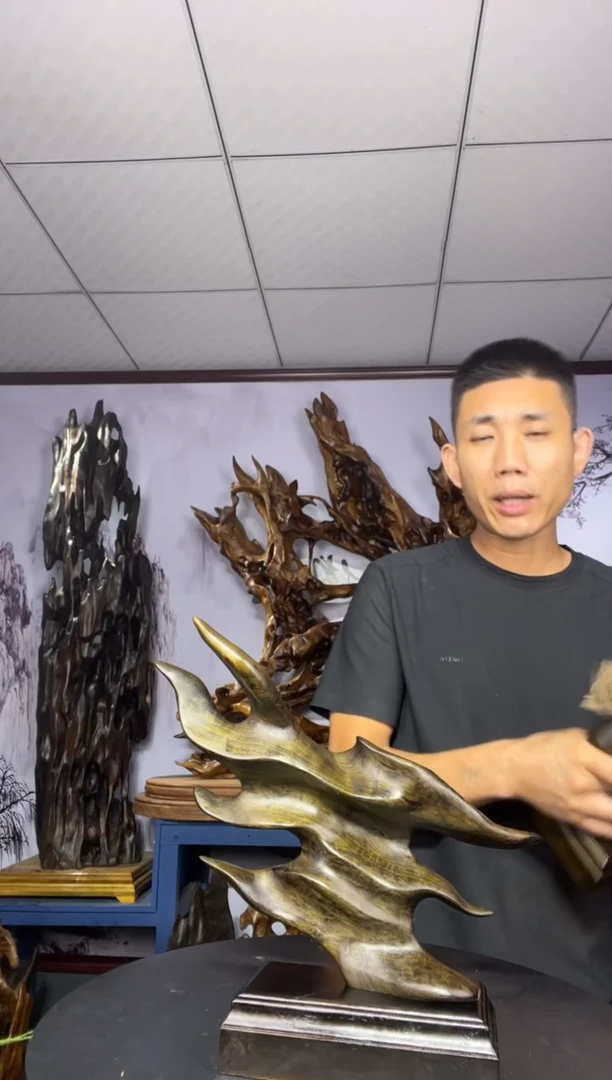 金丝楠木雕款满**梦金丝楠木工艺品摆件