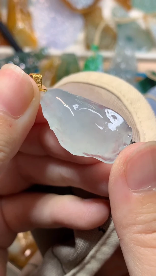 吊坠(不含链)18K金镶嵌翡翠吊坠