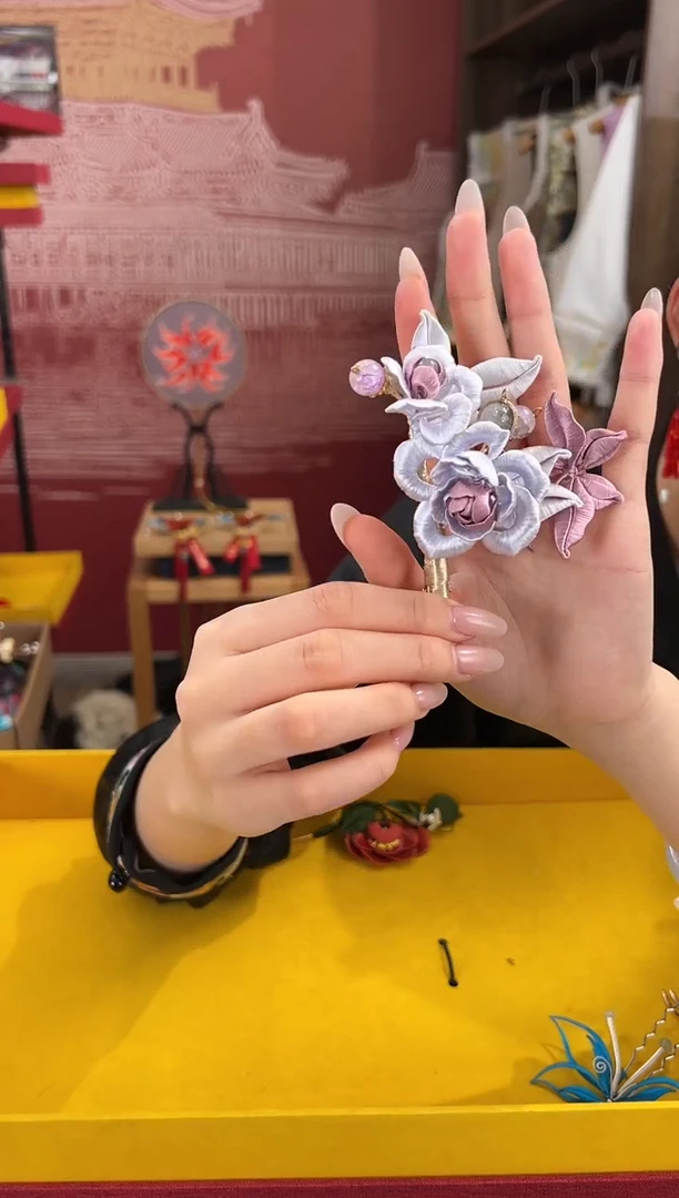 【闪购商品】刺绣非遗绒花（发饰）