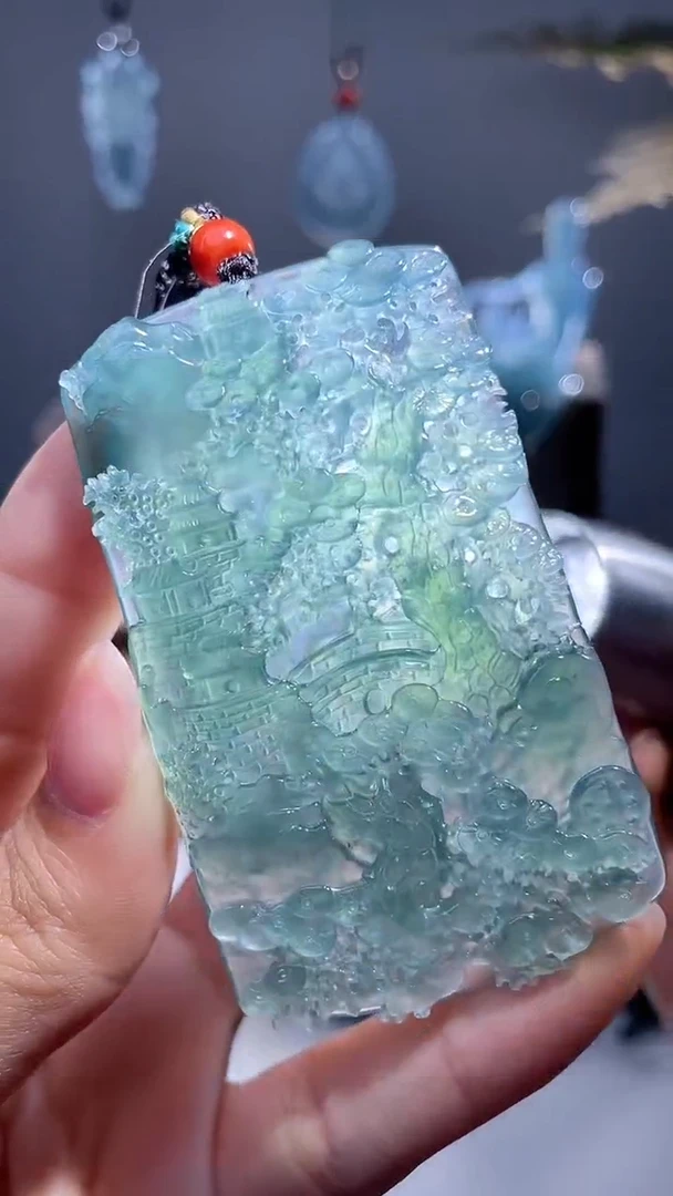 颈饰未镶嵌翡翠山水